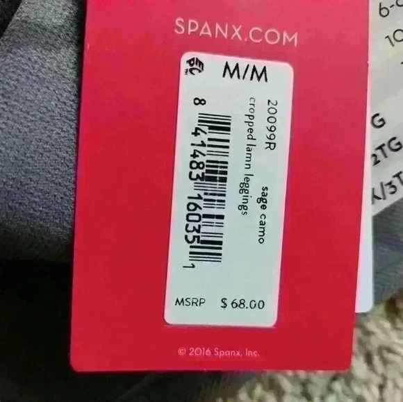 NWT SPANX CROPPED SAGE CAMO LEGGINGS. SIZE MEDIUM. - Picture 6 of 8